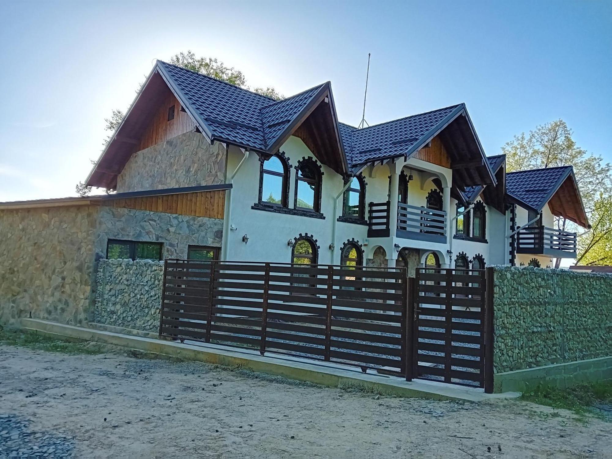 Hotel Conacul Cosalina Sovata Exteriér fotografie